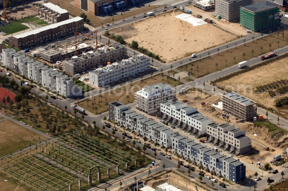 Aerial image Berlin - Mixing of residential and commercial settlements on Eldenaer Strasse in the district Prenzlauer Berg in Berlin, Germany