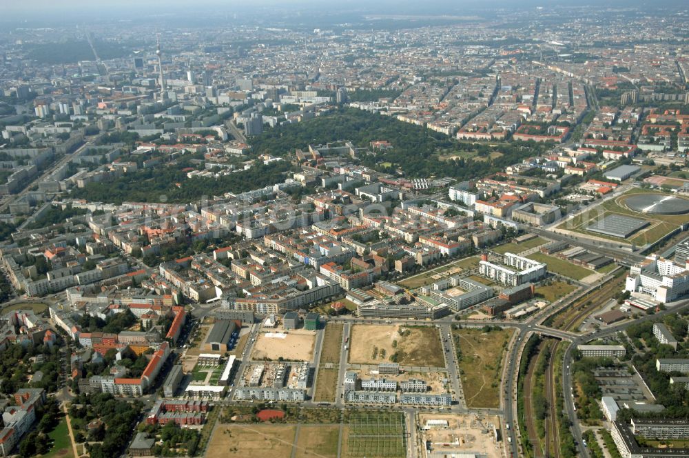 Berlin from above - Mixing of residential and commercial settlements on Eldenaer Strasse in the district Prenzlauer Berg in Berlin, Germany