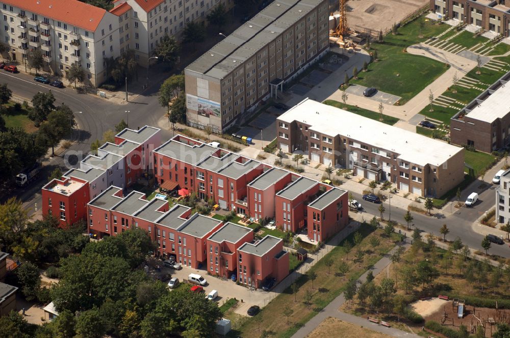 Berlin from the bird's eye view: Mixing of residential and commercial settlements on Eldenaer Strasse in the district Prenzlauer Berg in Berlin, Germany