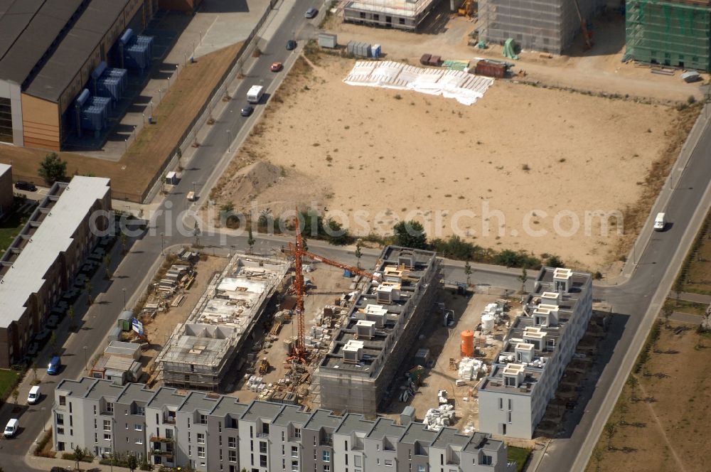 Aerial image Berlin - Mixing of residential and commercial settlements on Eldenaer Strasse in the district Prenzlauer Berg in Berlin, Germany