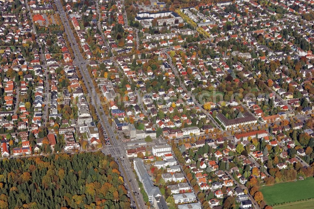 Aerial photograph München - Mixing of residential and commercial settlements arounf Waldfriedhofstrasse and Fuerstenrieder Strasse in Munich in the state Bavaria, Germany