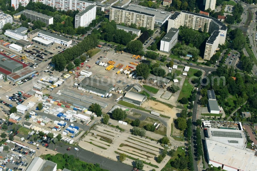 Berlin from the bird's eye view: Mixing of residential and commercial settlements on Gaertnerstrasse in the district Lichtenberg in Berlin, Germany