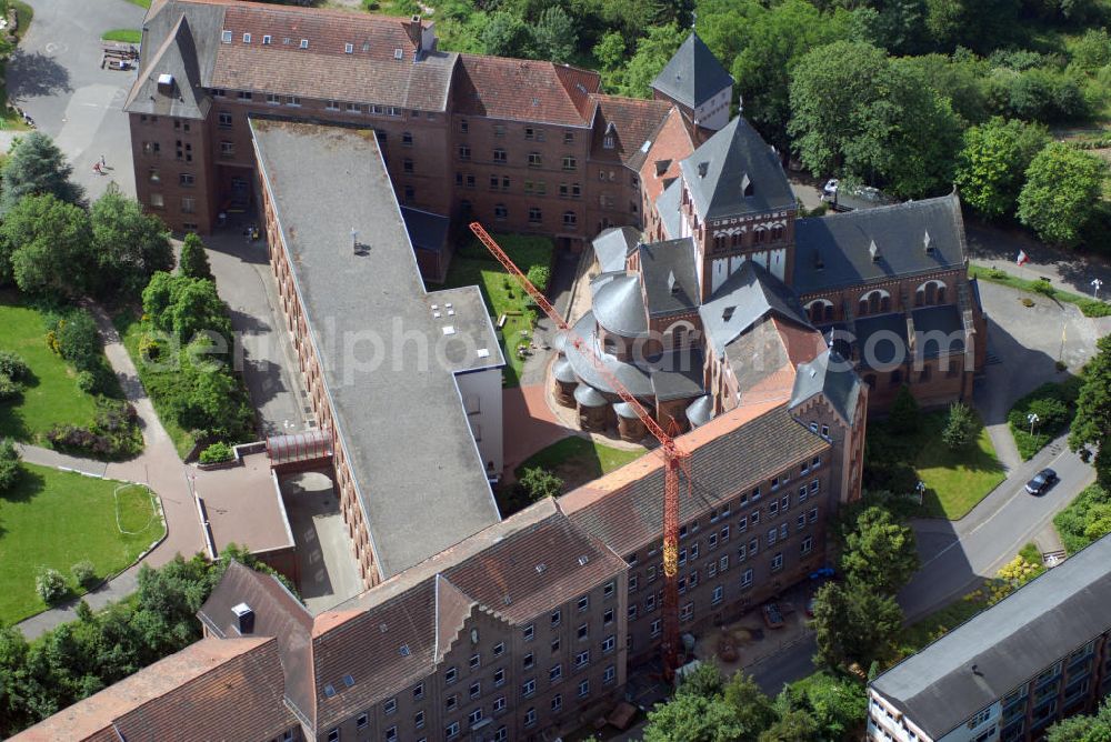 Aerial photograph St. Wendel - Blick auf das Missionshaus St. Wendel. Die Steyler Missionare sind eine römisch-katholische Ordensgemeinschaft, benannt nach dem kleinen Gründungsort Steyl, heute ein Stadtteil von Venlo (Stadtteil Steijl) in den Niederlanden. Heute arbeiten ihre rund 10.000 Mitglieder in allen Kontinenten der Welt. Dt: Gesellschaft des Göttlichen Worts. Kontakt: Missionshaus St. Wendel, Missionshausstr. 50, 66606 St. Wendel, Tel.: (0 68 51) 805 0, E-Mail: kontaktsteyler.org