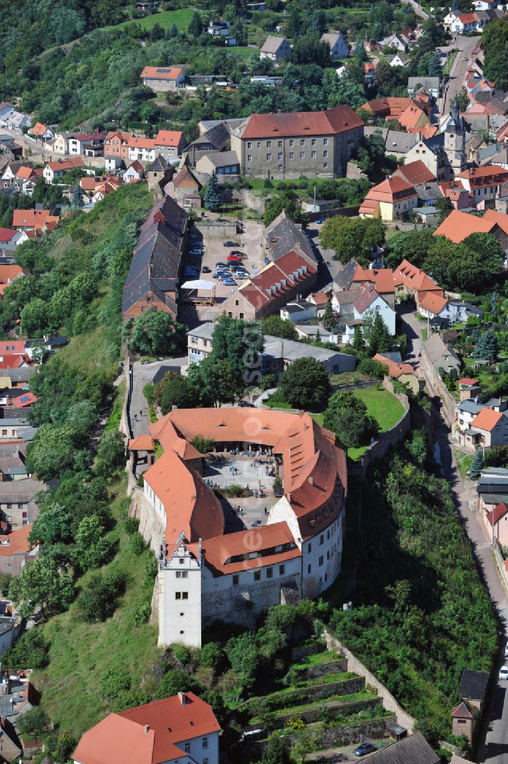 Wettin from above - The castle Wettin has been the domicile of the Saxony Royal House. These days, the building houses a secondary school with focus on art