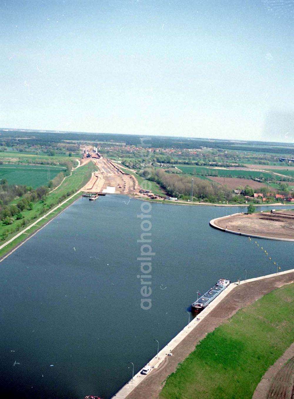 Aerial image südlich von Jersleben - Mittellandkanal.