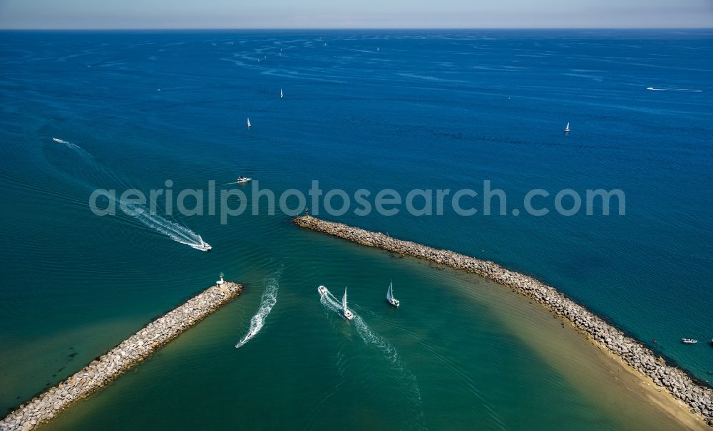 Leucate from the bird's eye view: Mediterranean coasts Mole before Leucate Languedoc-Roussillon in France