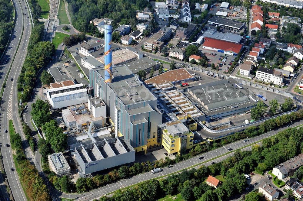 Aerial photograph Frankfurt am Main - Müllheizkraftwerk der FES Frankfurter Entsorgungs- und Service GmbH an der Heddernheimer Landstraße 157 in Frankfurt am Main in Hessen. Waste incineration plant in Frankfurt on the Main in Hesse.