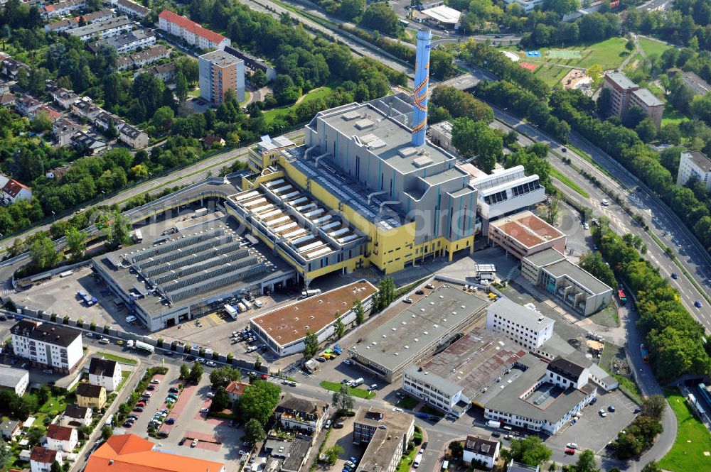 Aerial image Frankfurt am Main - Müllheizkraftwerk der FES Frankfurter Entsorgungs- und Service GmbH an der Heddernheimer Landstraße 157 in Frankfurt am Main in Hessen. Waste incineration plant in Frankfurt on the Main in Hesse.