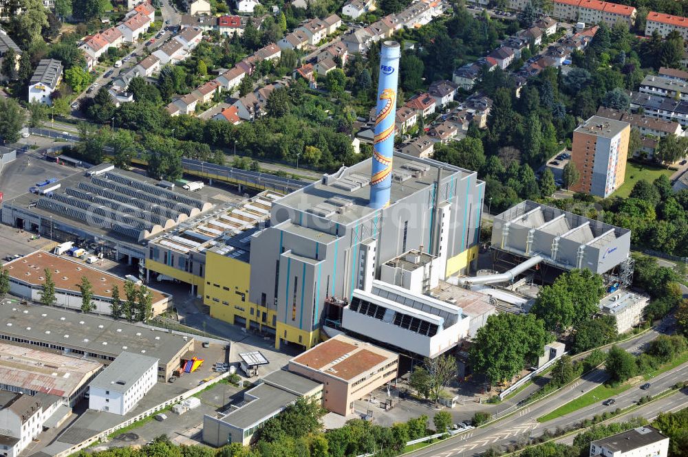 Frankfurt am Main from above - Müllheizkraftwerk der FES Frankfurter Entsorgungs- und Service GmbH an der Heddernheimer Landstraße 157 in Frankfurt am Main in Hessen. Waste incineration plant in Frankfurt on the Main in Hesse.