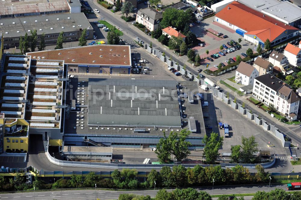 Frankfurt am Main from above - Müllheizkraftwerk der FES Frankfurter Entsorgungs- und Service GmbH an der Heddernheimer Landstraße 157 in Frankfurt am Main in Hessen. Waste incineration plant in Frankfurt on the Main in Hesse.