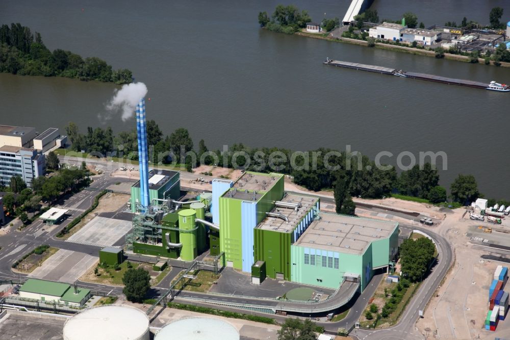 Aerial photograph Mainz - View the energy from waste plant at the old Avenue on the banks of the Rhine in Mainz in Rhineland-Palatinate