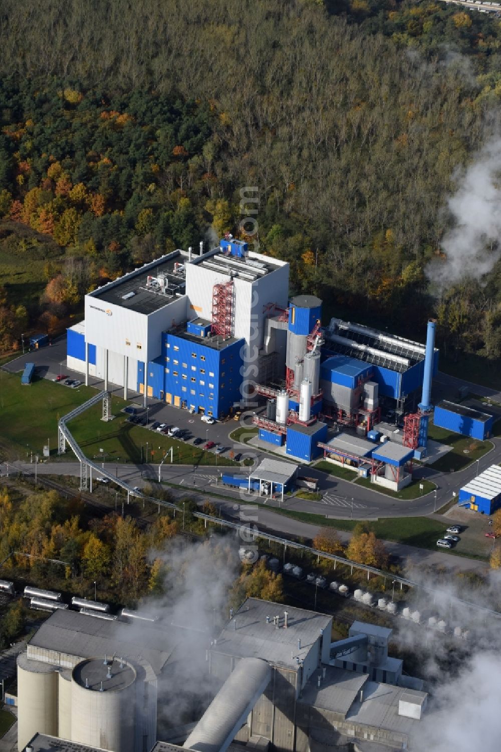 Rüdersdorf bei Berlin from the bird's eye view: The incineration plant of Vattenfall Europe in Ruedersdorf in the state of Brandenburg. The incinerator in Ruedersdorf produces energy for the nearby cement plant