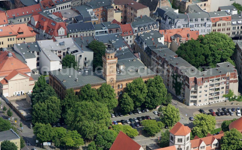 Halle / Saale from the bird's eye view: Blick auf das Gelände des MLU Institut für Physik am Friedemann-Bach-Platz in Halle. The Institute of Physics in Halle.