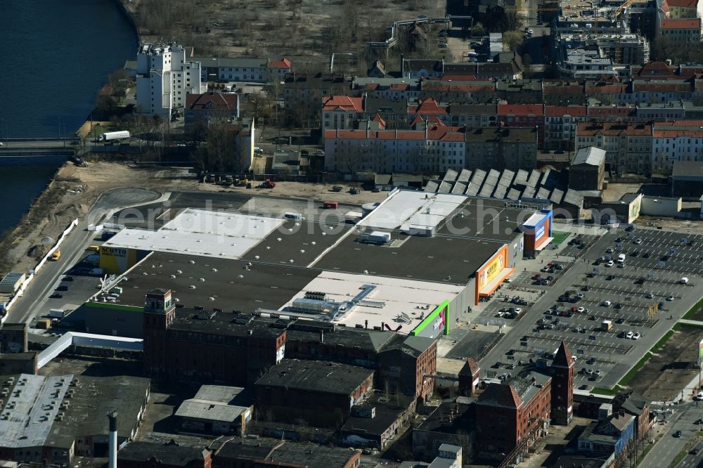 Berlin from above - Building of the store - furniture market moemax - SCONTO and Decathlon Filiale on Schnellerstrasse im Stadtteil Schoeneweide in Berlin in Germany