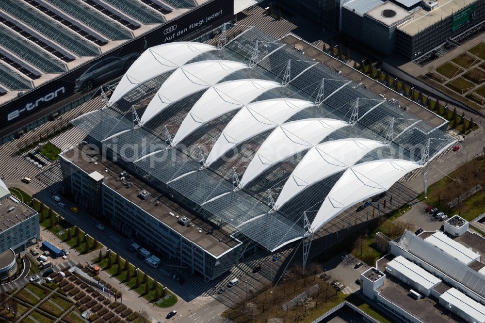 Aerial image Oberding - White membrane roof construction on the central terminal building Muenchen Airport Centers (MAC) and terminal on the grounds of Munich Airport in Oberding in the state Bavaria, Germany