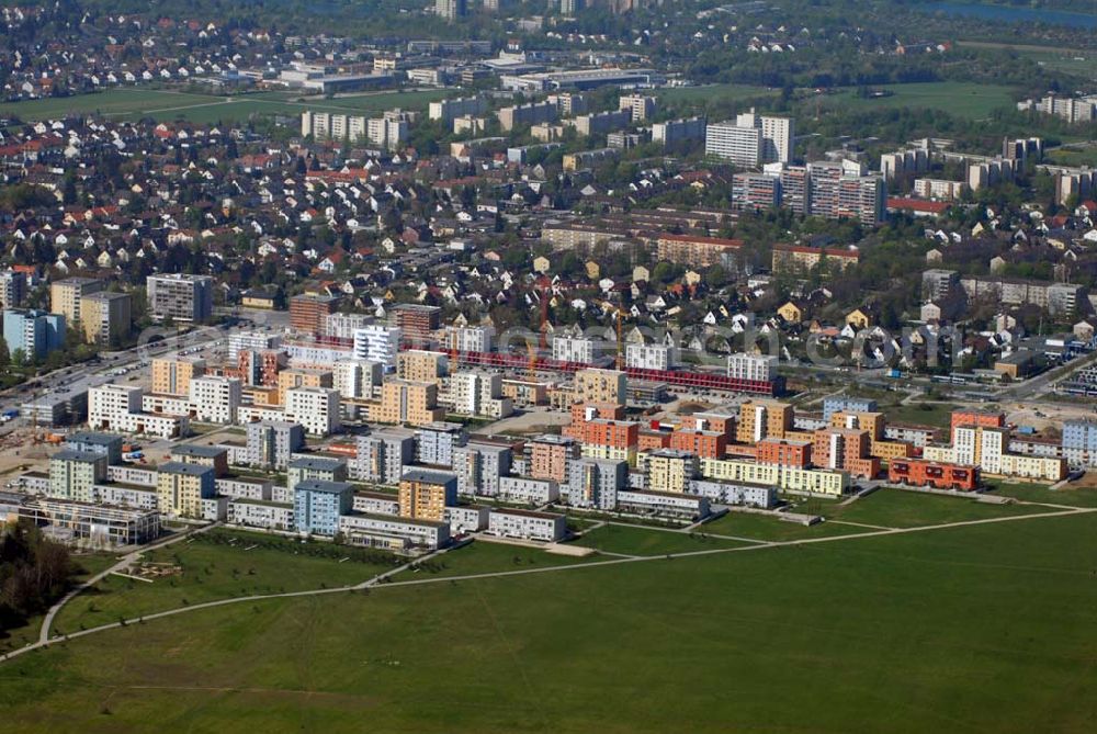 München from above - Neubauwohngebiet Siedlung Am Harthof in Milbertshofen in München.