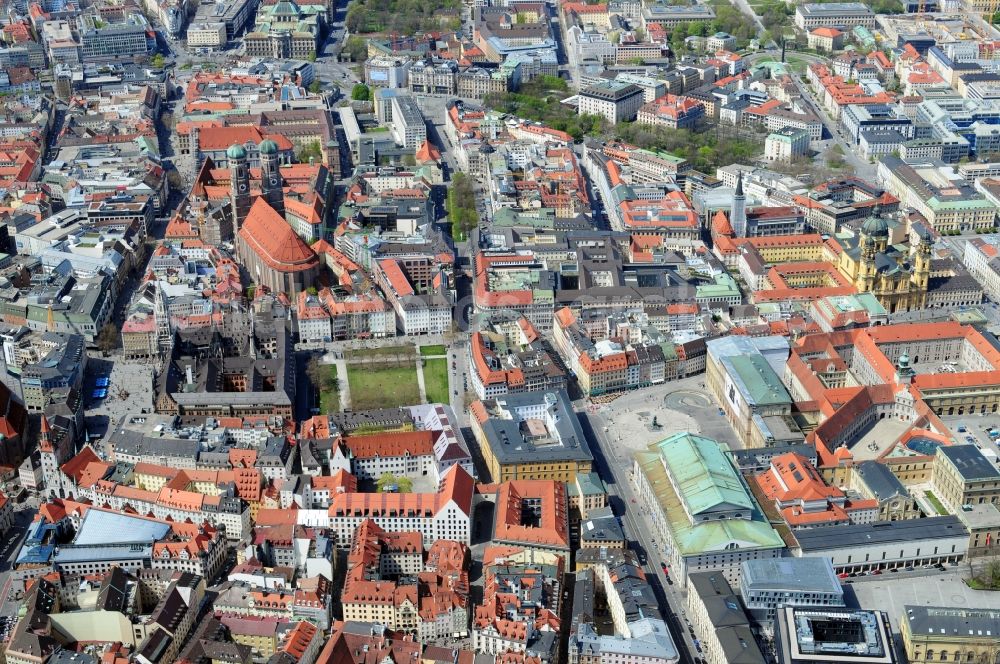 München from the bird's eye view: View of the historical centre of Munich in the state Bavaria