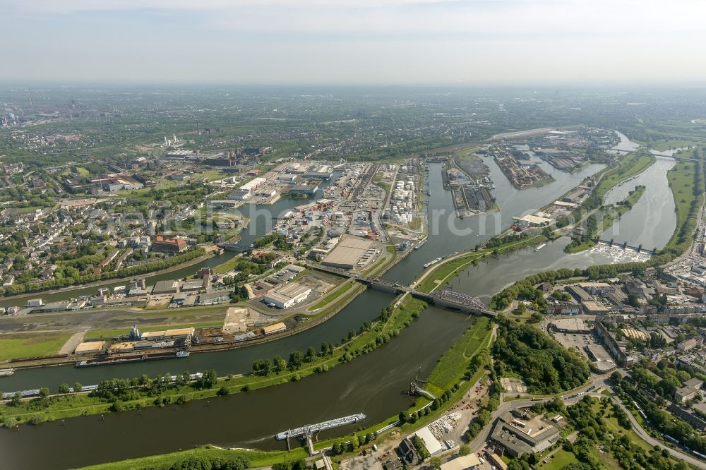 Aerial image Duisburg - Mouth of the Ruhr and Rhine, with industrial plants in the Kasslerfeld and the Mercator Island of previous forwarding Island Duisburg North Rhine-Westphalia