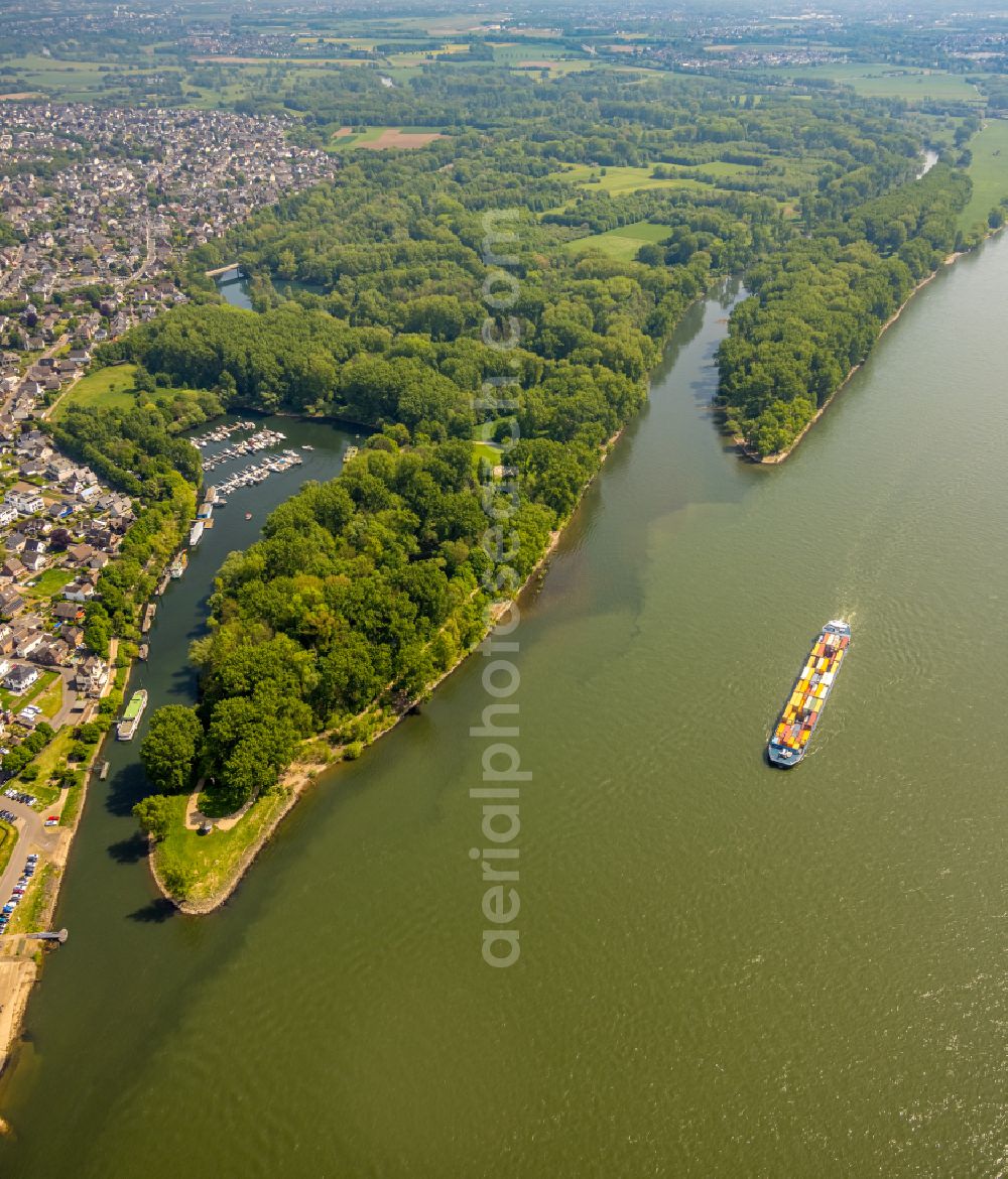 Aerial image Niederkassel - Mouth of the Sieg into the Rhine at low water in Niederkassel in the state North Rhine-Westphalia, Germany