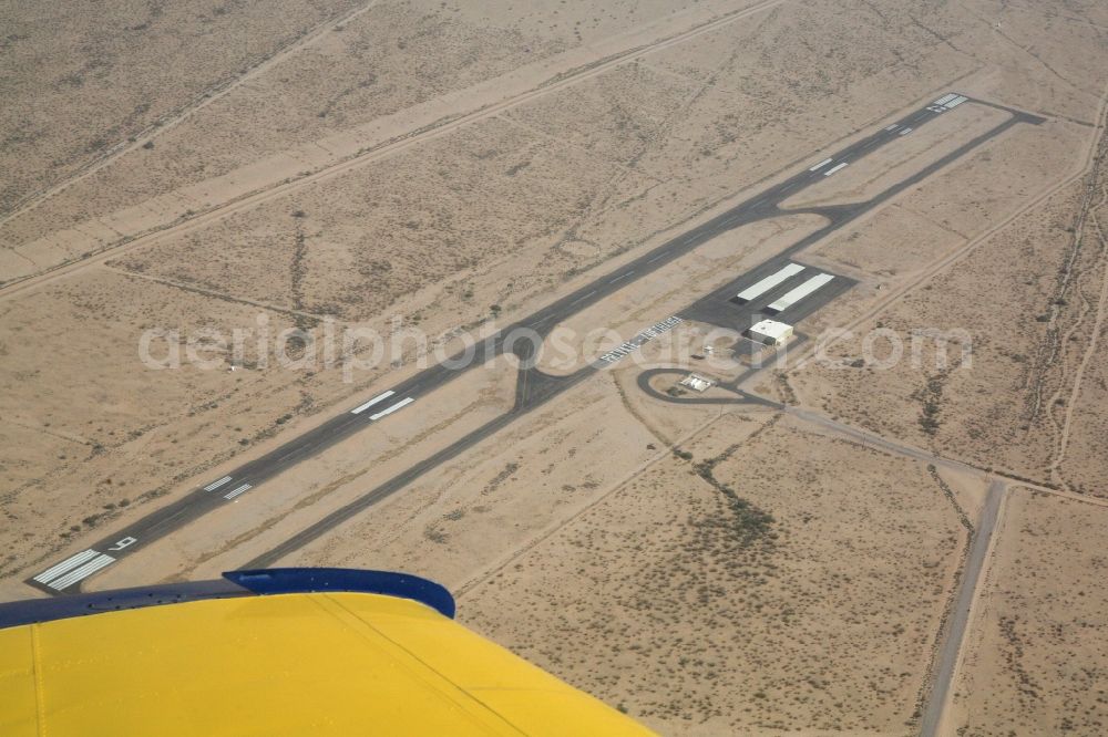 Aerial photograph Mobile - The Airline Training Center Arizona is a facility in Goodyear, Arizona, where future Lufthansa pilots conduct flight training with small aircraft. It is operated by the Lufthansa subsidiary Lufthansa Flight Training in Goodyear, near Phoenix, Arizona