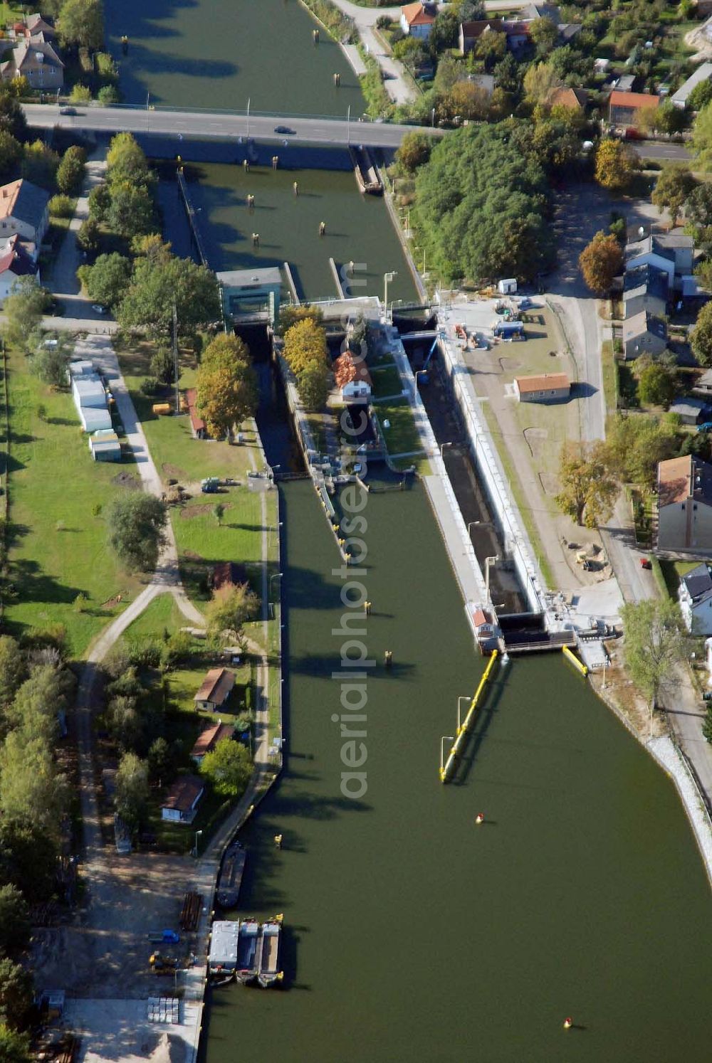 Wernsdorf from the bird's eye view: Blick auf die modernisierte Wernsdorfer Schleuse. Die Schleuse ist eine von 4 Schleusen des Oder-Spree-Kanals. Bauherr: Wasser- und Schifffahrtsamt Berlin, Mehringdamm 129, 10965 Berlin, Tel. 030 / 69532 - 0, Fax: 030 / 69532 - 201, e-mail-Adresse: poststelle@wsa-b.wsv.de, Achim Walder-Adresse: