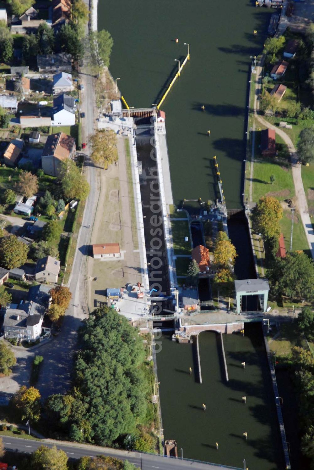 Aerial image Wernsdorf - Blick auf die modernisierte Wernsdorfer Schleuse. Die Schleuse ist eine von 4 Schleusen des Oder-Spree-Kanals. Bauherr: Wasser- und Schifffahrtsamt Berlin, Mehringdamm 129, 10965 Berlin, Tel. 030 / 69532 - 0, Fax: 030 / 69532 - 201, e-mail-Adresse: poststelle@wsa-b.wsv.de, Achim Walder-Adresse: