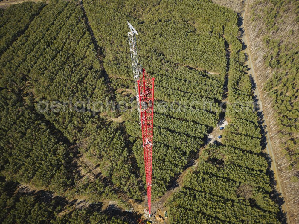 Aerial image Schipkau - Construction site for the new building eines Windmessturmes in Energiepark in Schipkau in the state Brandenburg, Germany