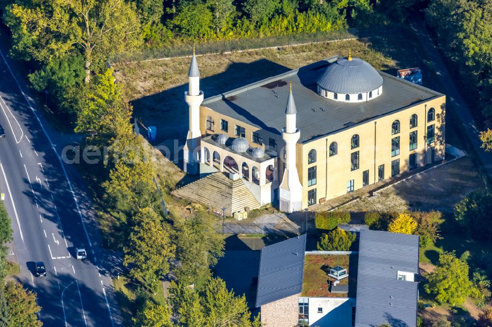 Aerial image Bergkamen - mosque on Erich-Ollenhauer-Strasse in Bergkamen in the state North Rhine-Westphalia, Germany