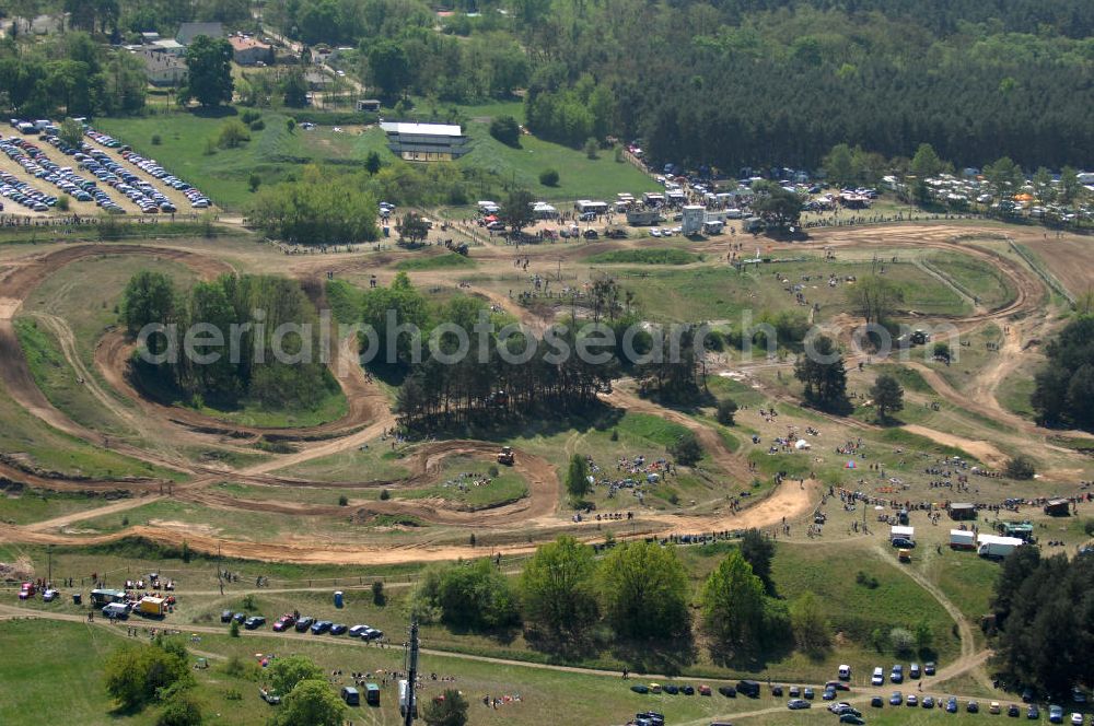 Aerial image Wriezen - Blick auf die Moto-Cross-Veranstaltung in Wriezen im Landkreis Märkisch-Oderland in Brandenburg. Der Motor-Sport-Club Wriezen (MC Wriezen) ist der älteste Motorsportclub Deutschlands und führt regelmäßig Moto-Cross-Veranstaltungen durch. Kontakt: MC-Wriezen e.V., Tel. +49 (0) 33 44 33 33 15,