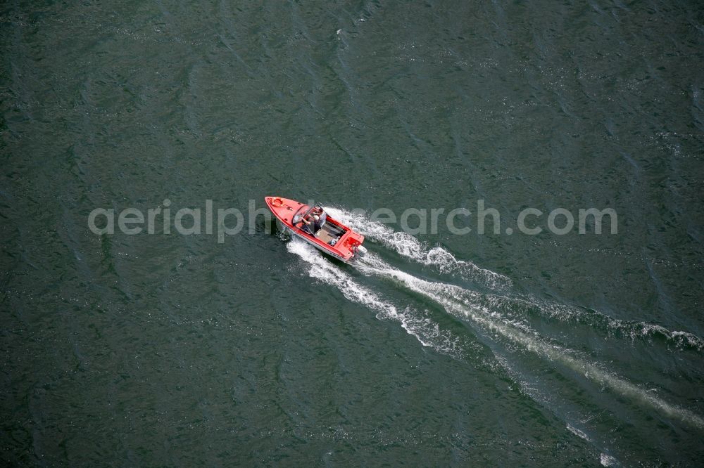 Rechlin from above - Red motorboat on the Mueritz in Rechlin in Mecklenburg-Vorpommern