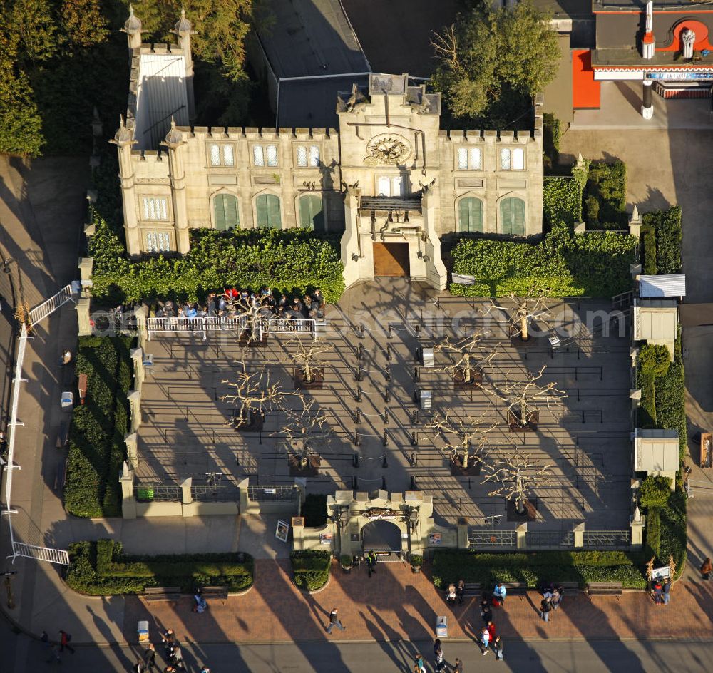 Aerial image Bottrop - Kirchhellen - Look at the Movie Park Germany in ein Bottrop-Kirchellen. The theme park focuses on films