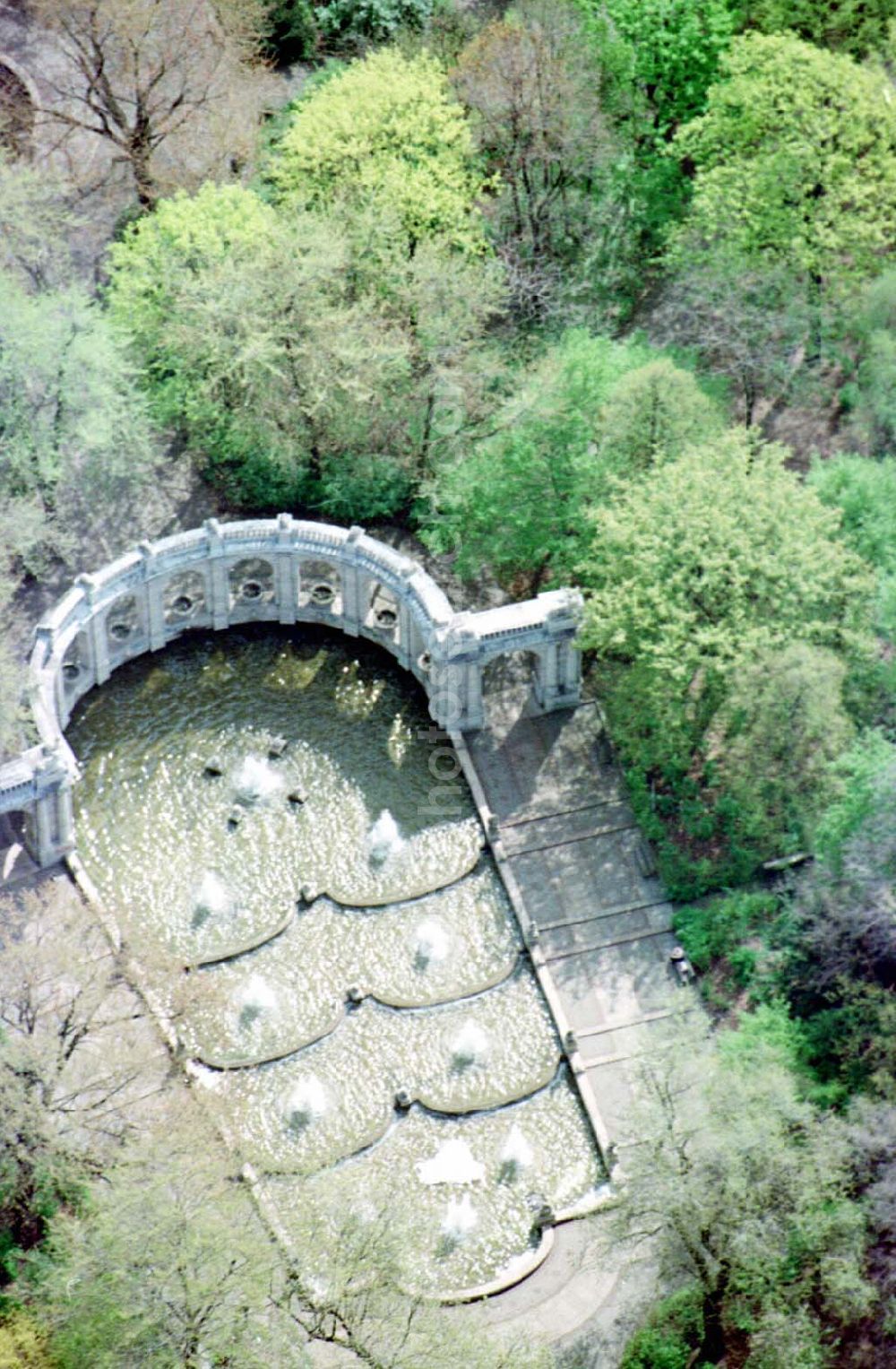 Aerial photograph Berlin-Friedrichshain - Märchenbrunnen am Volkspark Friedrichshain.