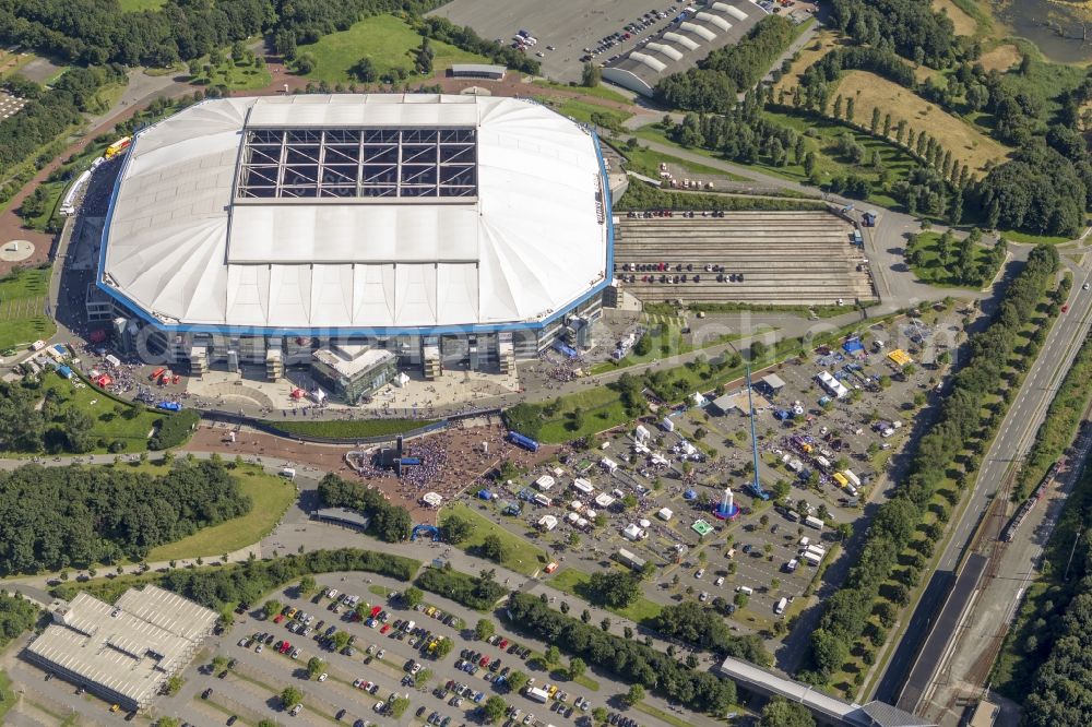 Gelsenkirchen from above - View the Veltins-Arena, the stadium of Bundesliga football team FC Schalke 04. The multifunctional arena also offers space for concerts and other sports events such as biathlon, ice hockey or boxing