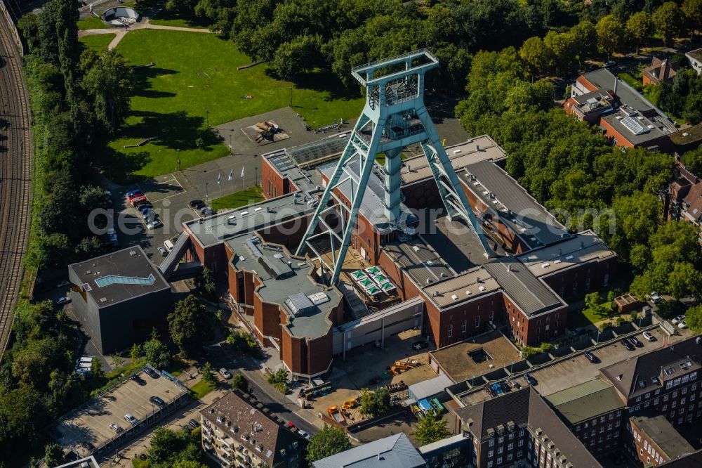 Aerial photograph Bochum - Museum building ensemble Deutsches Bergbau-Museum in the district Innenstadt in Bochum at Ruhrgebiet in the state North Rhine-Westphalia, Germany