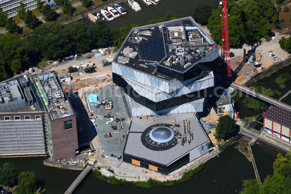 Aerial image Heilbronn - Museum and exhibition building ensemble and science center experimenta at Experimenta-Platz - Kranenstrasse in Heilbronn in the federal state of Baden-Wuerttemberg, Germany