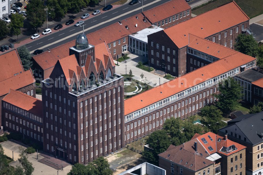 Aerial photograph Braunschweig - Museum building ensemble Staatliches Naturhistorisches Museum and Haus of Wissenschaft Braunschweig in Brunswick in the state Lower Saxony, Germany