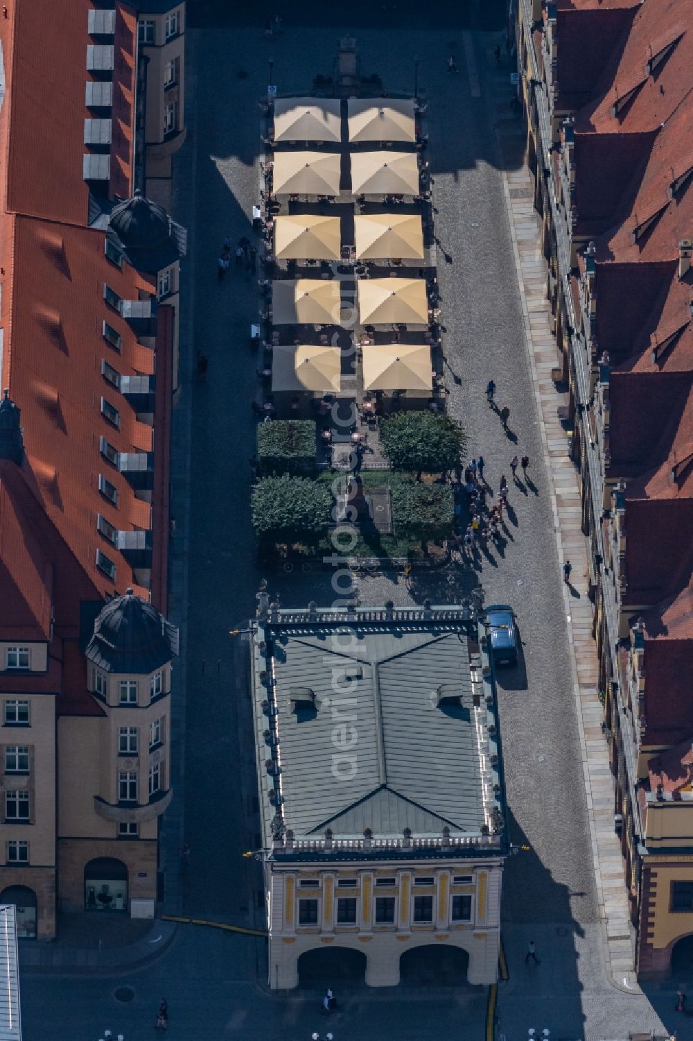 Aerial image Leipzig - Museum and exhibition building ensemble Stadtgeschichtliches Museum Leipzig in the Alte Boerse on the Naschmarkt in the district Zentrum in Leipzig in the state Saxony, Germany