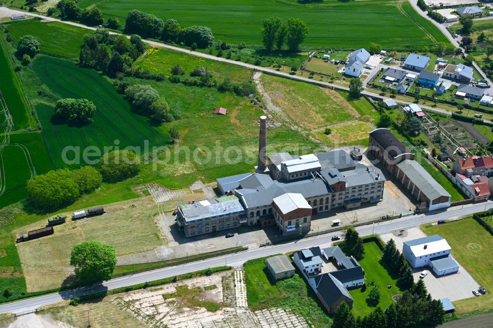 Aerial image Oldisleben - Plant site of the old factory - Zuckerfabrik in Oldisleben in the state Thuringia, Germany