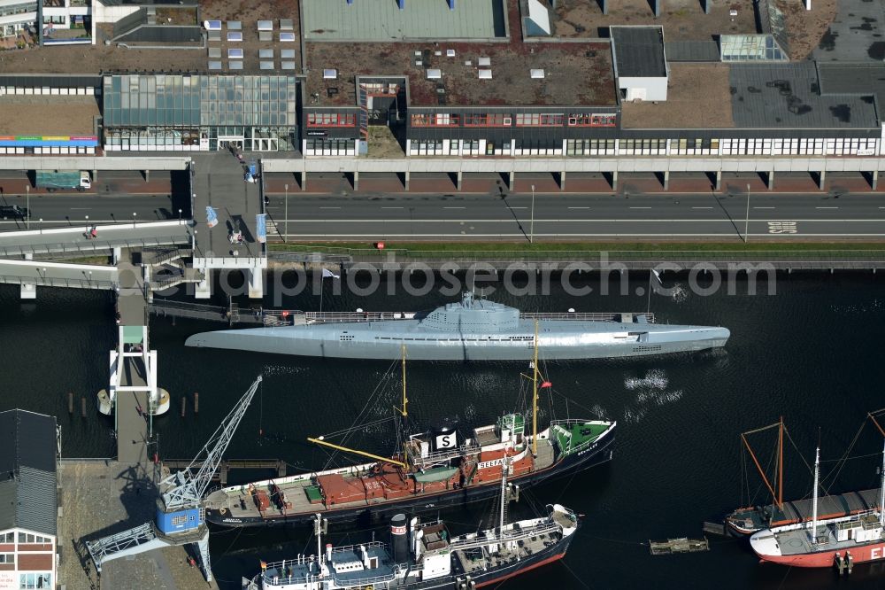 Bremerhaven from above - Museum ensemble U-Boot Wilhelm Bauer in Bremerhaven in the state Bremen