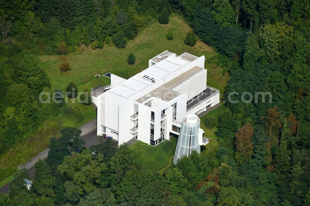 Remagen from above - Museum building ensemble Arp Museum Bahnhof Rolandseck in Remagen in the state Rhineland-Palatinate, Germany