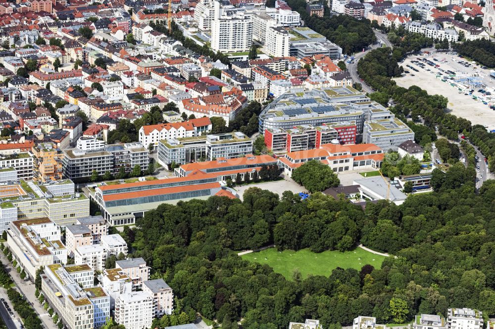 München from the bird's eye view: Museum building ensemble Deutsches Museum Verkehrszentrum in Munich in the state Bavaria, Germany