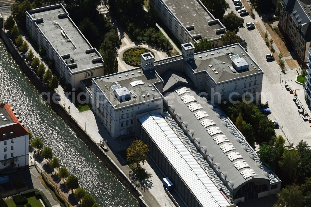 Aerial image Berlin - Museum building ensemble Hamburger Bahnhof - Museum fuer Gegenwart - Berlin on Invalidenstrasse in the district Mitte in Berlin, Germany