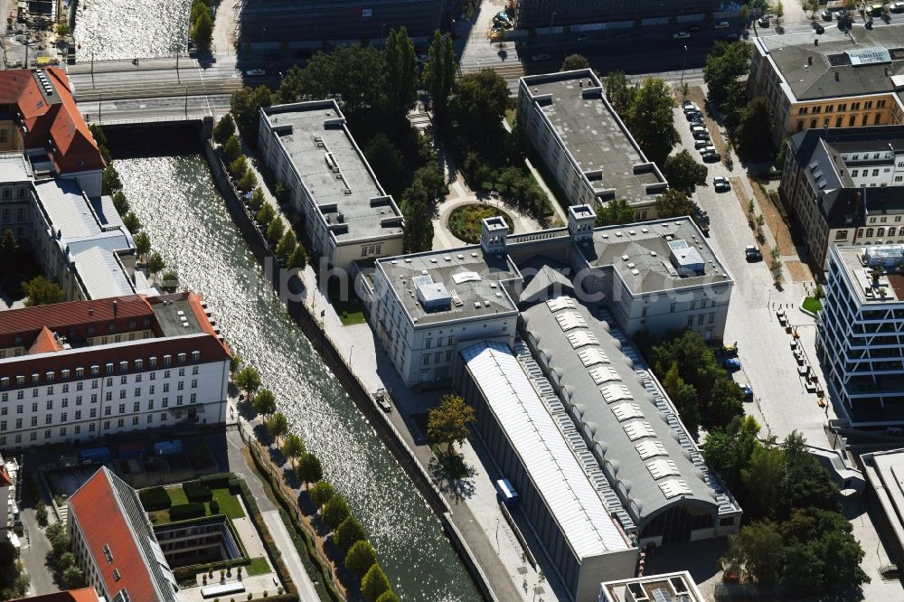 Aerial photograph Berlin - Museum building ensemble Hamburger Bahnhof - Museum fuer Gegenwart - Berlin on Invalidenstrasse in the district Mitte in Berlin, Germany