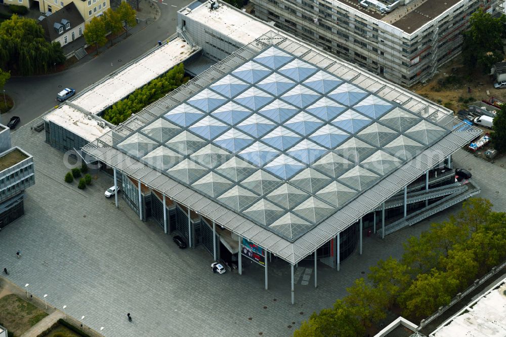 Wolfsburg from the bird's eye view: Museum building ensemble Kunstmuseum Wolfsburg in Wolfsburg in the state Lower Saxony, Germany