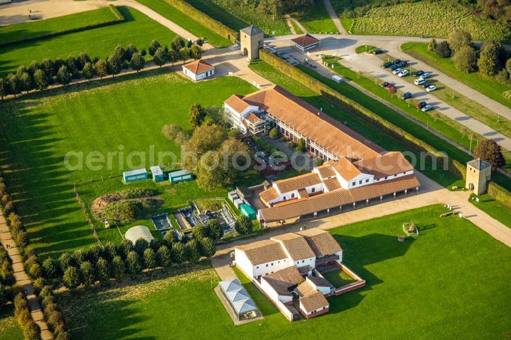 Aerial photograph Xanten - Museum building ensemble of LVR-Roemermuseums with dem Archaeologischer Park Xanten in Xanten in the state North Rhine-Westphalia, Germany