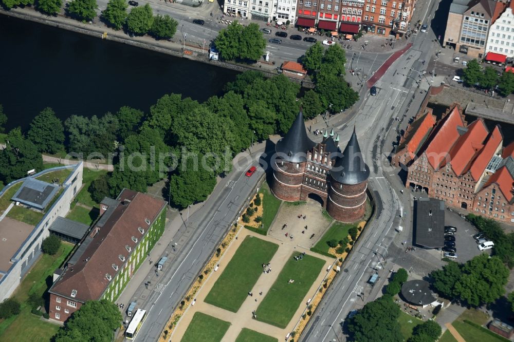 Lübeck from above - Museum building complex Museum Holsten on Holstentor place in Luebeck in Schleswig-Holstein