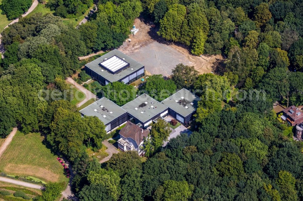 Aerial image Bottrop - Museum building ensemble of Museumsverein Josef Albers Museum Quadrat e.V. Im Stadtgarten in the district Stadtmitte in Bottrop in the state North Rhine-Westphalia, Germany