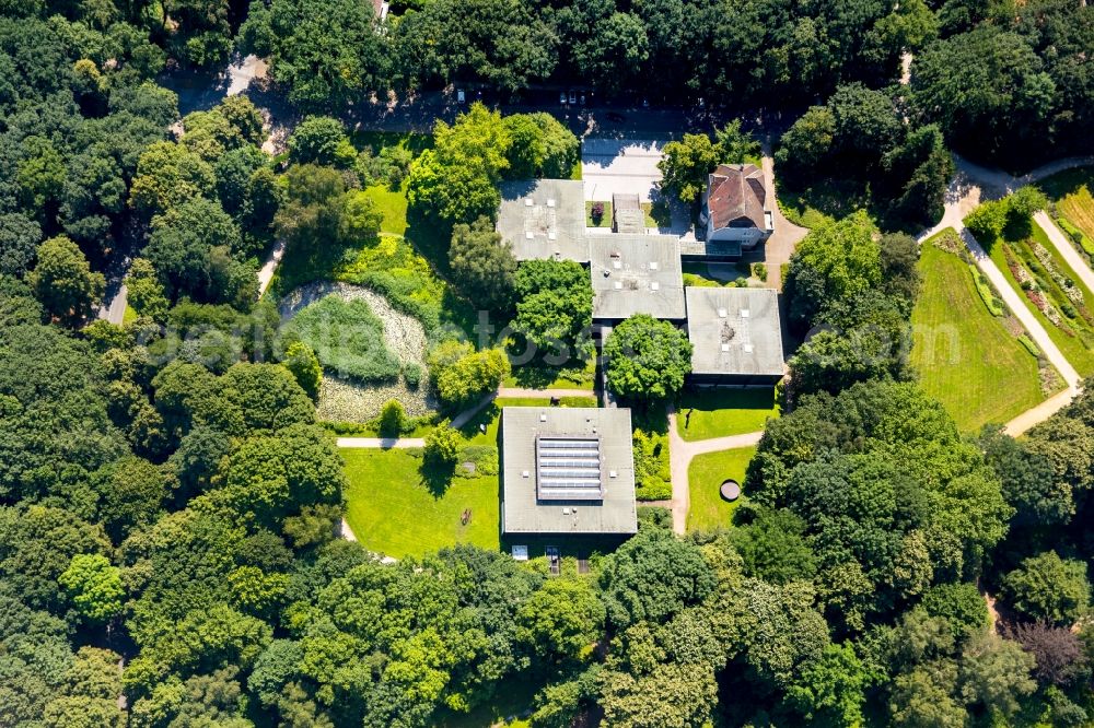 Bottrop from the bird's eye view: Museum building ensemble Museumszentrum Quadrat in Bottrop in the state North Rhine-Westphalia