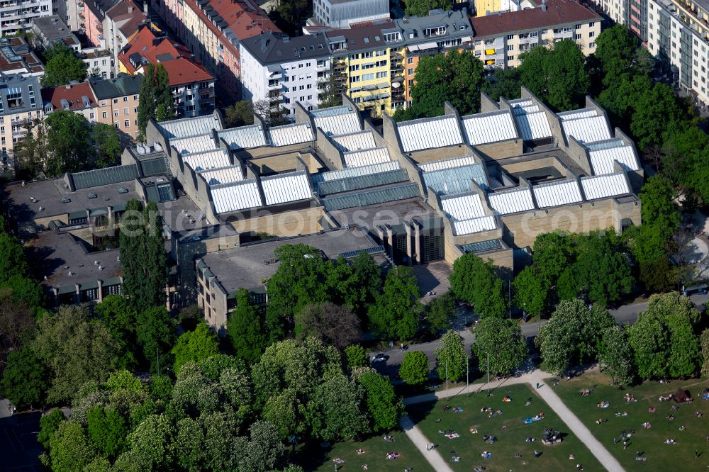 Aerial image München - Museum building ensemble Neue Pinakothek on Barer Strasse in the district Maxvorstadt in Munich in the state Bavaria, Germany