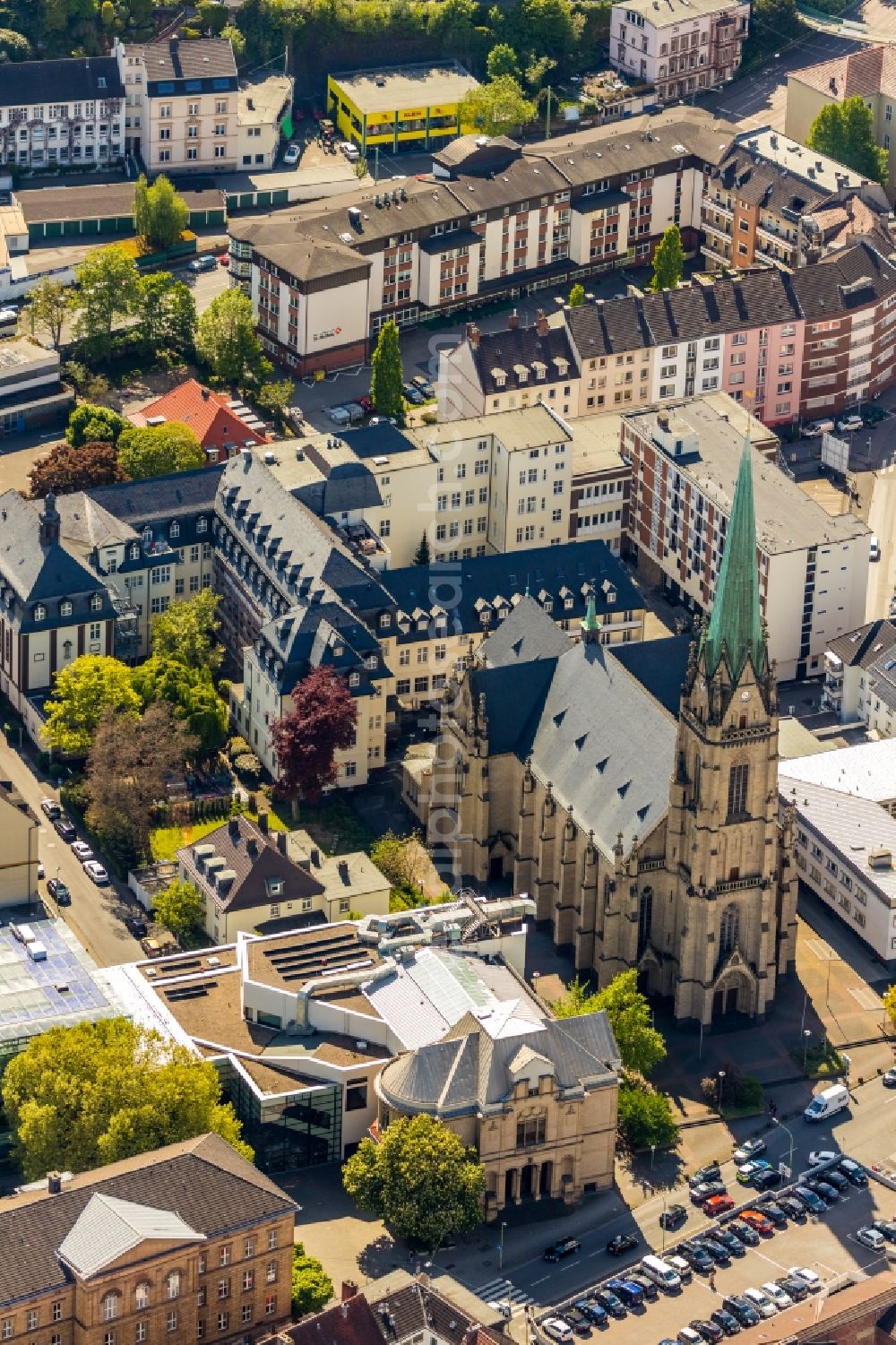 Aerial photograph Hagen - Museum building ensemble Osthaus Museum Hagen on Museumsplatz in Hagen in the state North Rhine-Westphalia, Germany